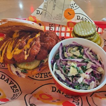 Dave's Hot Chicken - Not Chicken Vegetarian Sandwich and Slaw - Chicken Shop Near Me - Midvale, Utah