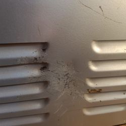 Airgas Store - Damaged pan