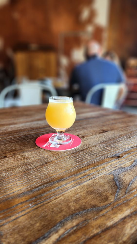 TIN BARN BREWING Updated September 2024 210 Photos & 81 Reviews