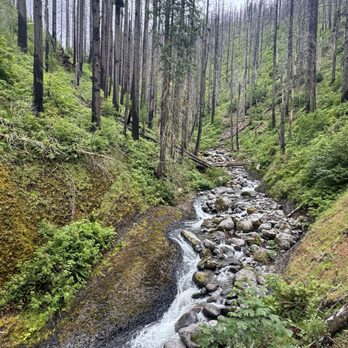 Multnomah Falls - Hiking Near Me - Bridal Veil, Oregon Multnomah Falls - Hiking Near Me - Bridal Veil, Oregon