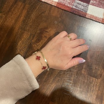 Van Cleef & Arpels - Love it! - Jewelry Near Me - Costa Mesa, California