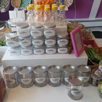 The Sugar Shack - Candy pails! - Candy Stores Near Me - Kennebunk, Maine