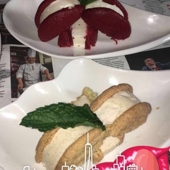 Claw Daddy's - Omg love love love.. Red velvet and snickerdoodle Worst every penny - Cajun/Creole Near Me - New York, New York