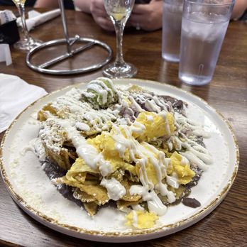 Madres Brunch - Breakfast & Brunch Near Me - Whittier, California