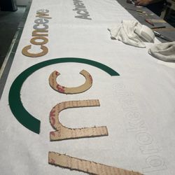LA Chris Signs