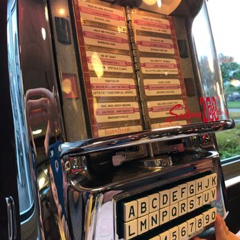 Silver Diner - Diners Near Me - Glen Allen, Virginia Silver Diner - Diners Near Me - Glen Allen, Virginia