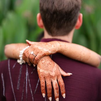 Henna Tattoo St. Louis - PHOTO: @RAYPROPSTUDIOS - Henna Artists Near Me - Saint Charles, Missouri Henna Tattoo St. Louis - PHOTO: @RAYPROPSTUDIOS - Henna Artists Near Me - Saint Charles, Missouri