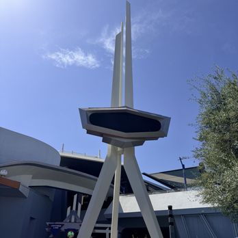 Space Mountain - Amusement Parks Near Me - Anaheim, California Space Mountain - Amusement Parks Near Me - Anaheim, California