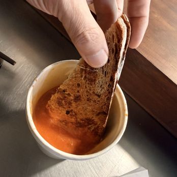 Beecher's Handmade Cheese - Tomato Flagship Soup - Cheese Shops Near Me - Seattle, Washington
