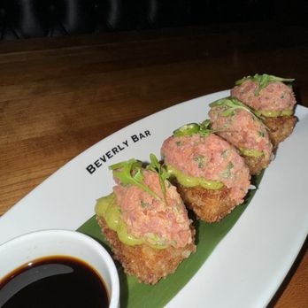 Beverly Bar - Spicy tuna Spicy Tuna & Crispy Rice - Wine Bars Near Me - Beverly Hills, California