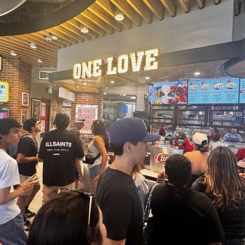 Raising Cane's Chicken Fingers - Fast Food Near Me - Universal City, California Raising Cane's Chicken Fingers - Fast Food Near Me - Universal City, California