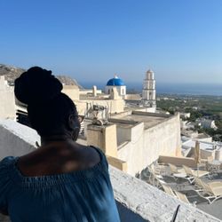 Carla's Travel - Santorini Greece   see the Blue Top. That's a church.