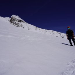 Behind the camera is 38297593275985893 climbers in a traffic jam to the summit. Call a SIG ALERT, im serious. Behind the camera is 38297593275985893 climbers in a traffic jam to the summit. Call a SIG ALERT, im serious.