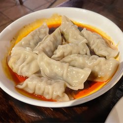 De Tasty Hot Pot - A2. Dumplings in Red Chili Oil