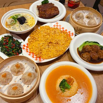 Qin's Garden - Chinese Near Me - Toronto, Ontario Qin's Garden - Chinese Near Me - Toronto, Ontario