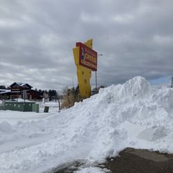 Market Square Cheese - Entrance