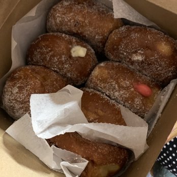 Leonard's Bakery - Bakeries Near Me - Honolulu, Hawaii Leonard's Bakery - Bakeries Near Me - Honolulu, Hawaii