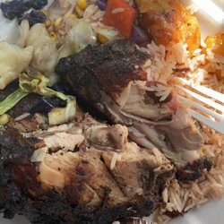 The Jerk Kitchen - Jerk chicken plate