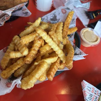 Howlin' Ray's - Mild dusted shake fries - Southern Near Me - Pasadena, California Howlin' Ray's - Mild dusted shake fries - Southern Near Me - Pasadena, California