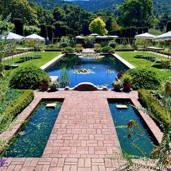 Filoli - Fish pond on estate's grounds. - Botanical Gardens Near Me - Woodside, California