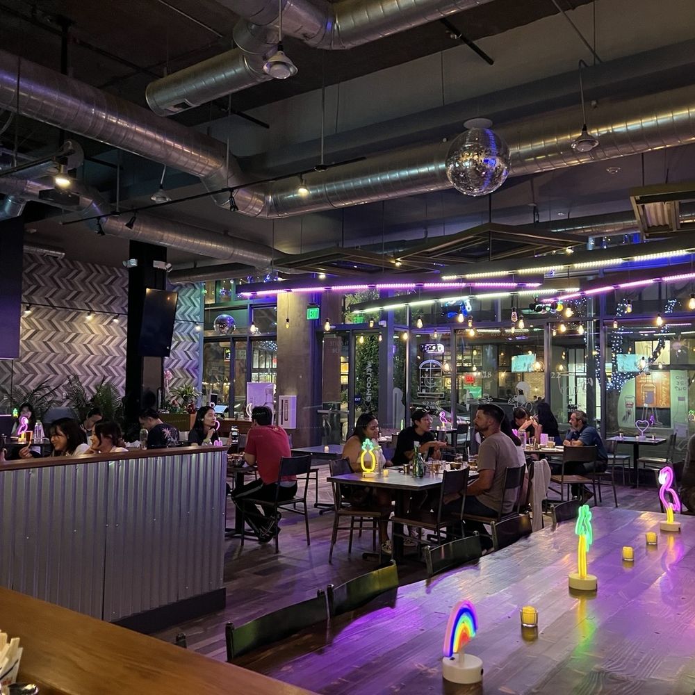 Urban Pocha - Beautiful interior - Korean Near Me - Pasadena, California Urban Pocha - Beautiful interior - Korean Near Me - Pasadena, California