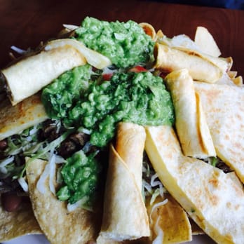 El Patron - El Patron Style Appetizer (chicken taquitos, quesadillas, and carne asada nachos!) omg soooo good! - Mexican Near Me - Altadena, California El Patron - El Patron Style Appetizer (chicken taquitos, quesadillas, and carne asada nachos!) omg soooo good! - Mexican Near Me - Altadena, California