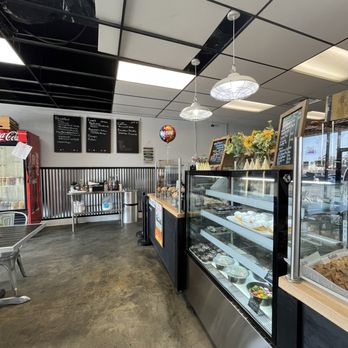 The California BakeHouse - Inside - Bakeries Near Me - Artesia, California The California BakeHouse - Inside - Bakeries Near Me - Artesia, California