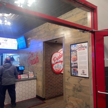 Slim Chickens - Southern Near Me - Parker, Colorado