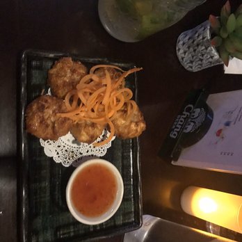 Hub Thai - Fried dumplings - Thai Near Me - New York, New York Hub Thai - Fried dumplings - Thai Near Me - New York, New York