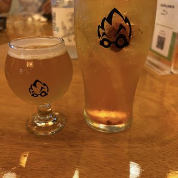 Beer Lab - 4oz electric-Lili pepper and lihing highball - Breweries Near Me - Honolulu, Hawaii