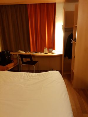 ibis Amsterdam Centre by null