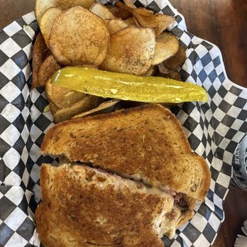 All Roads Cafe - Cafes Near Me - Edgewood, New Mexico