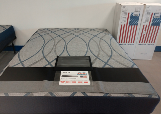 Box Memory Foam - Memory foam beds in box. Available locally with free delivery. 1/3 of the price found online for similar beds. Shop Local get yours today !
