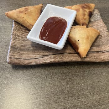 Awash Ethiopian Restaurant - Beef sambusas - Ethiopian Near Me - Miami Gardens, Florida Awash Ethiopian Restaurant - Beef sambusas - Ethiopian Near Me - Miami Gardens, Florida