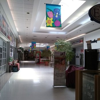 1000 Islands Mall - Inside the mall. - Shopping Centers Near Me - Brockville, Ontario