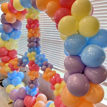 Cloud 9ine Balloons - Balloon Services Near Me