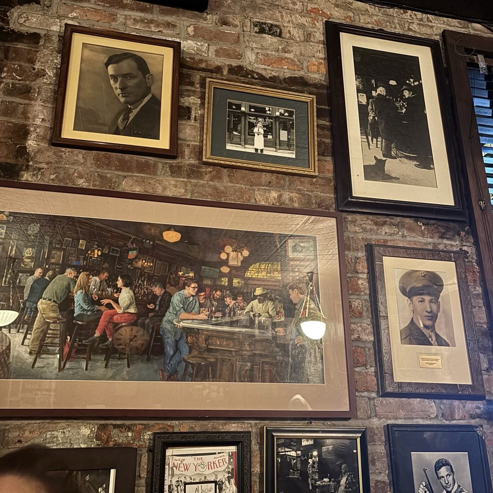 Old pictures on the wall Old pictures on the wall