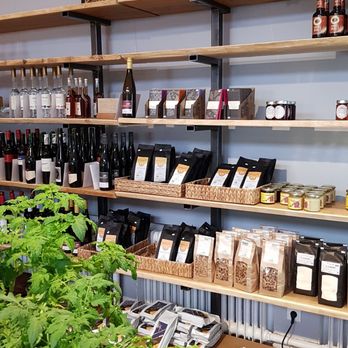 Weissenstein - Frische Kräuter und Wein und Pasta und und und ... - Patisserie/Cake Shop Near Me - Kassel, HE