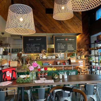 Summer Buffalo - Inside - Thai Near Me - Los Angeles, California