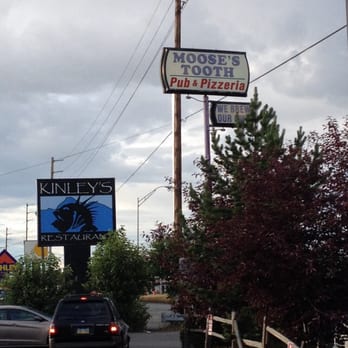 Moose's Tooth - Pizza Near Me - Anchorage, Alaska