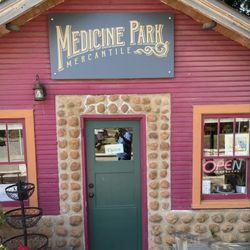 Medicine Park Mercantile - Entrance