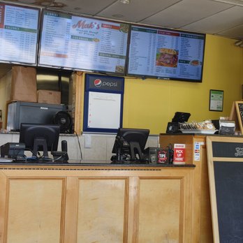 Mak's Roast Beef & Pizza - Sandwiches Near Me - Norwood, Massachusetts