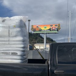 Emerald Valley Pet, Feed & Garden 