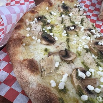 Cascadia Pizza - Pizza Near Me - Rathdrum, Idaho