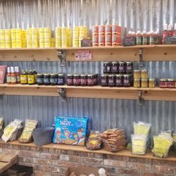 Juneau's Cajun Meats - Spices, rubs, syrup, etc