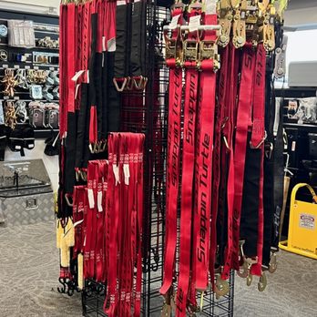 Dayspring Trailers - Snappin Turtle straps - Trailer Dealers Near Me - Gresham, Oregon Dayspring Trailers - Snappin Turtle straps - Trailer Dealers Near Me - Gresham, Oregon