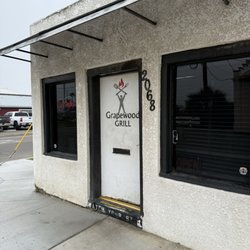 Grapewood Grill