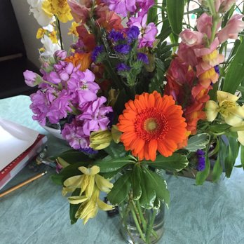 Phillip's Flowers & Gifts - Florists Near Me - Elmhurst, Illinois Phillip's Flowers & Gifts - Florists Near Me - Elmhurst, Illinois