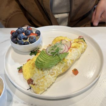 El Bistro by Salt and Pepper - Omelette - Latin American Near Me - Modesto, California