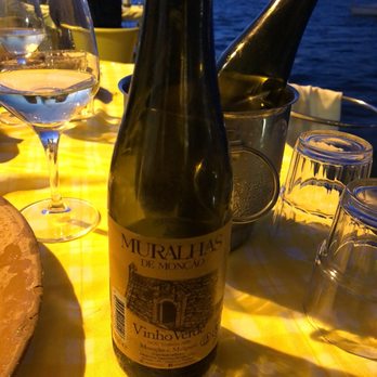 Ponto Final - Bomb Vinho Verde - Portuguese Near Me - Almada, 15